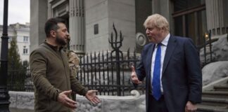 Boris Johnson meets face-to-face with Zelenskyy in Kyiv, pledges additional aid